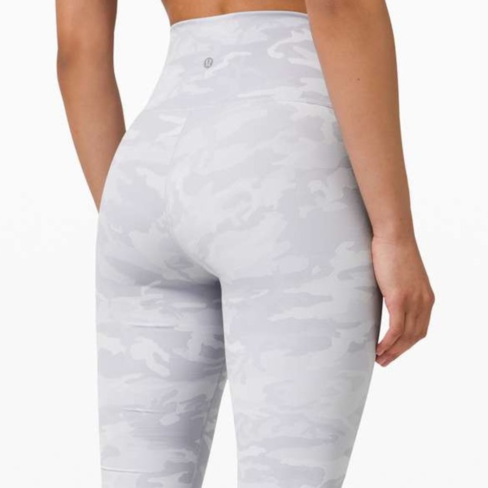 Lululemon Wunder Under High Rise 28” Luxtreme